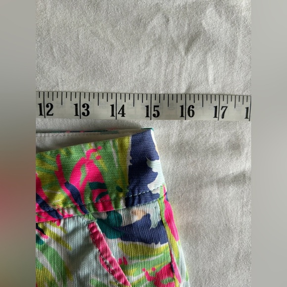 Lilly Pulitzer Women's 5" Lilly Loves Hawaii Callahan Shorts Size 0 - Picture 6 of 6